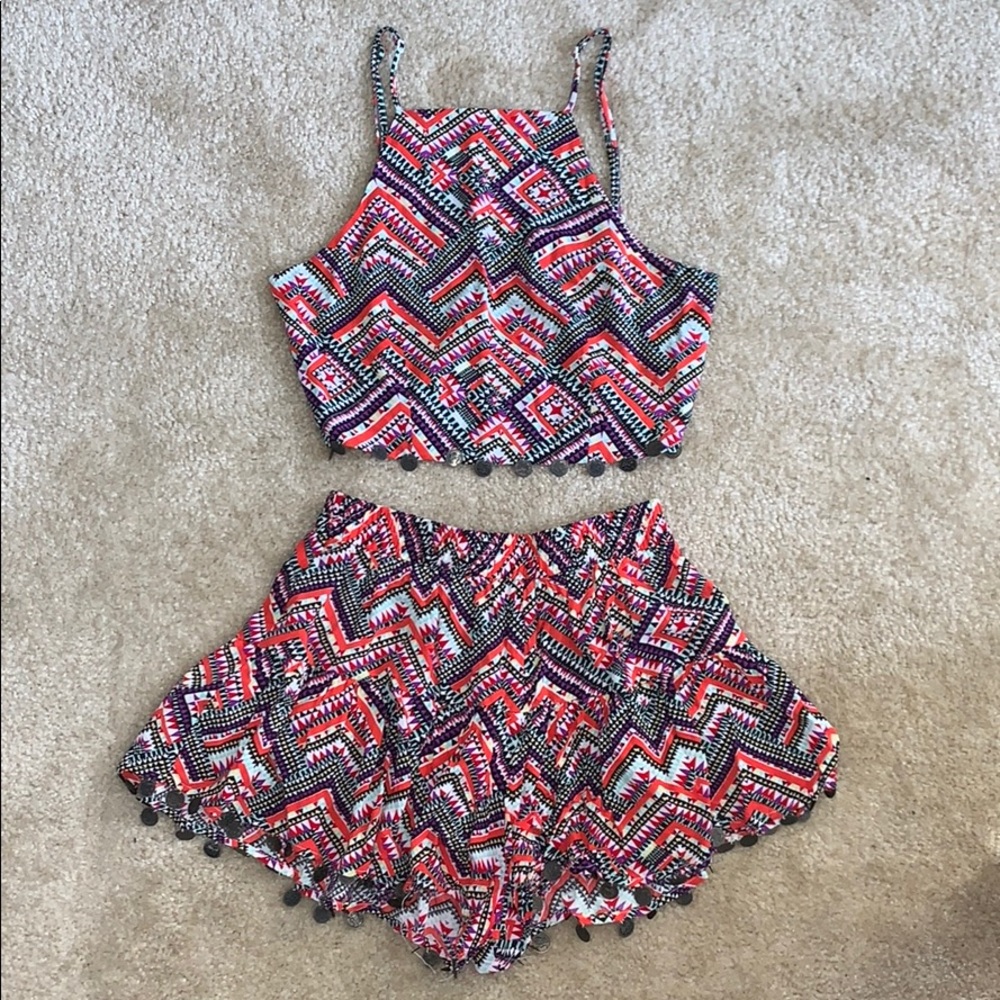 Two piece set from LF